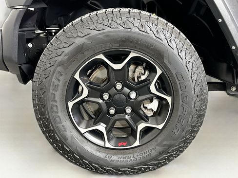 Used 2021 Jeep Wrangler Unlimited Sport w/ Sun And Sound Package AWD/4WD image 11