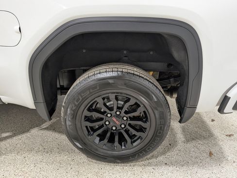 Used 2023 GMC Sierra 1500 AT4X AWD/4WD image 13