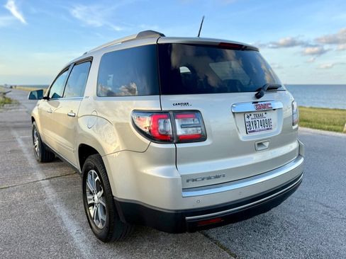 Used 2016 GMC Acadia SLT w/ Open Road Package FWD image 7