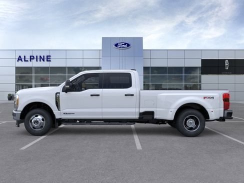 New 2026 Ford F350 XLT w/ 360-Degree Camera Package AWD/4WD image 3