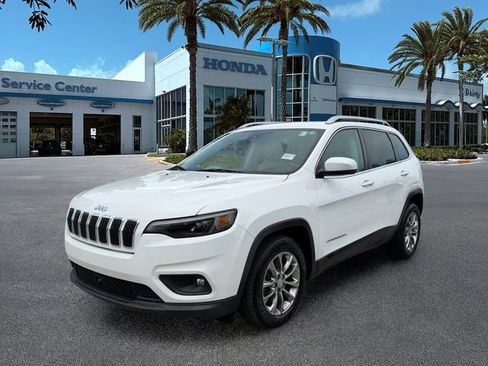 Used 2021 Jeep Cherokee Latitude Plus FWD image 4