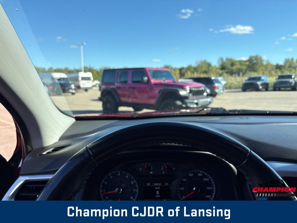 Used 2019 GMC Acadia SLE FWD image 25