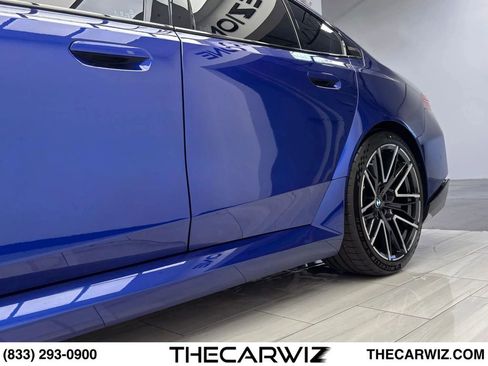 Used 2026 BMW M5 AWD/4WD image 16