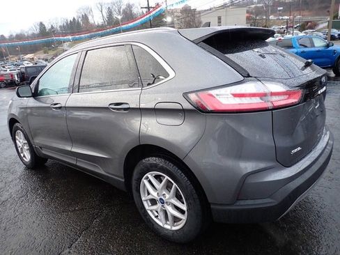 Used 2022 Ford Edge SEL w/ Convenience Package image 5