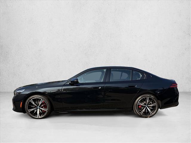 Used 2026 BMW 550e xDrive AWD/4WD image 2