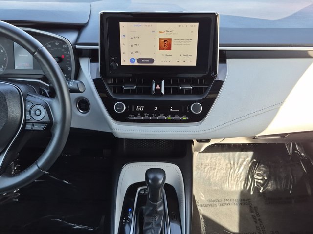 Used 2023 Toyota Corolla SE w/ SE Premium Package FWD image 14