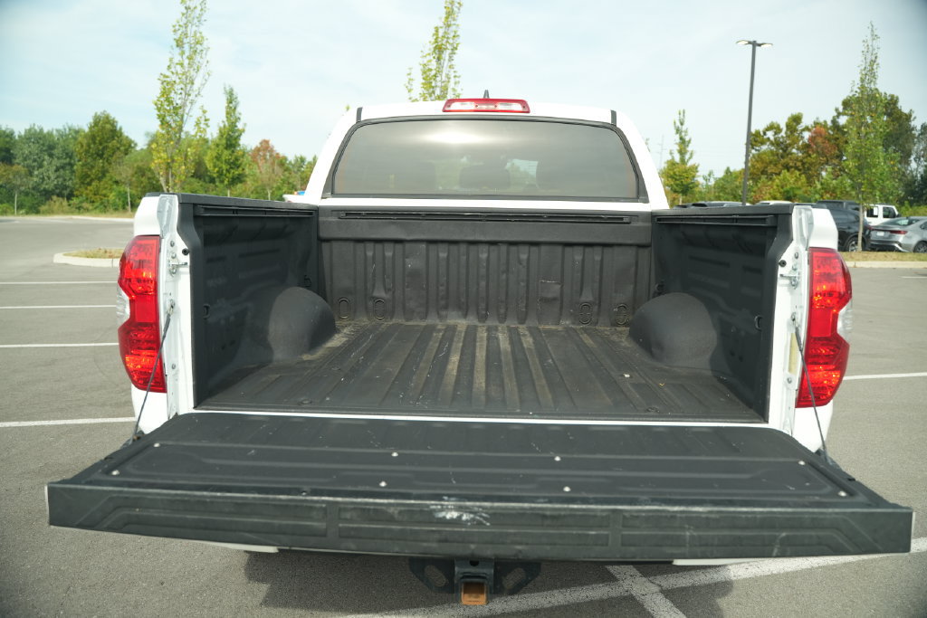 Used 2021 Toyota Tundra Limited w/ Limited Premium Package AWD/4WD image 20