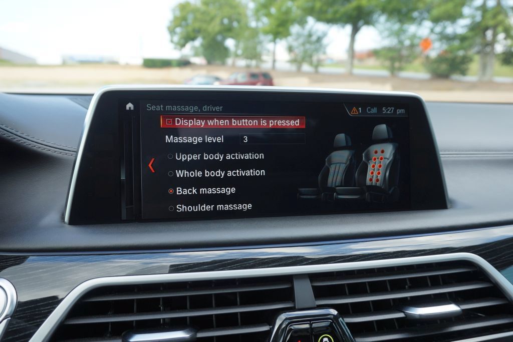 Used 2019 BMW 750i w/ Executive Package RWD image 55