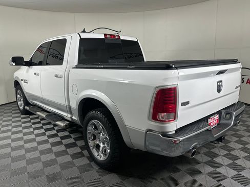 Used 2016 RAM 1500 Laramie AWD/4WD image 4
