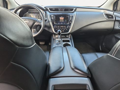 Used 2024 Nissan Murano SV FWD image 3