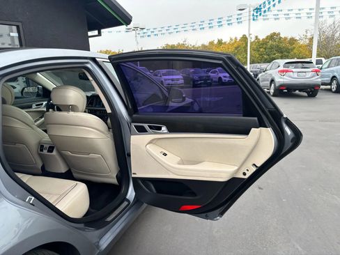 Used 2017 Genesis G80 5.0 Ultimate image 16