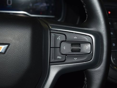 Used 2024 Chevrolet Tahoe LT AWD/4WD image 9