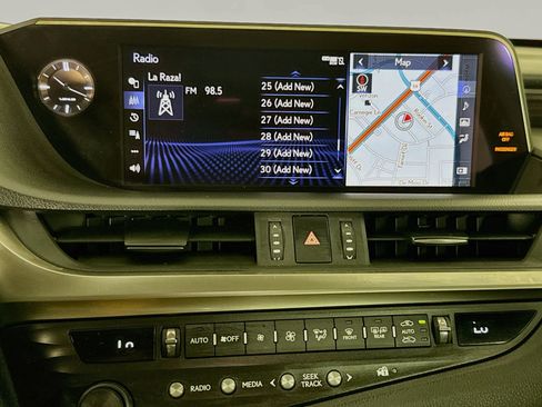 Used 2019 Lexus ES 350 w/ Premium Package FWD image 16