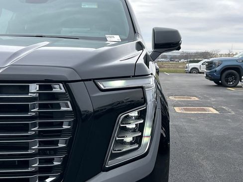 New 2026 GMC Yukon Denali Ultimate image 11