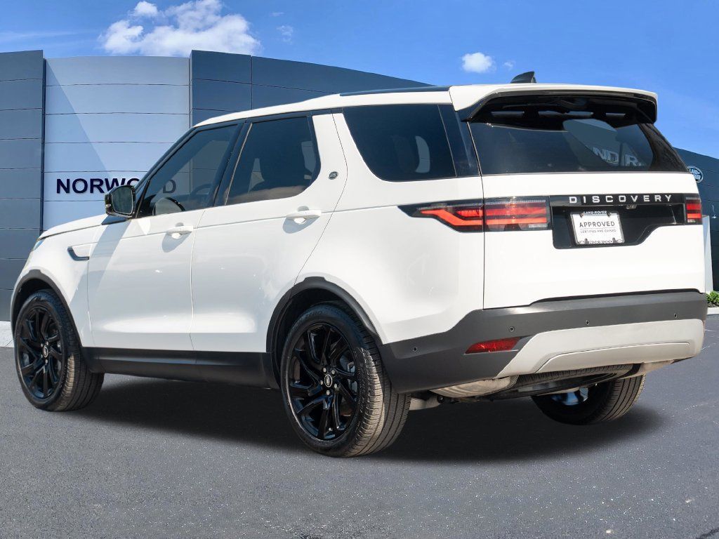 Used 2025 Land Rover Discovery S AWD/4WD image 6