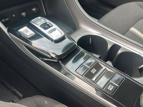 Certified 2023 Hyundai Sonata SEL w/ Convenience Package FWD image 20