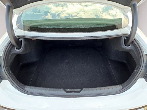 Used 2025 Hyundai Sonata SEL FWD image 11
