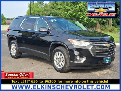 Certified 2020 Chevrolet Traverse LT w/ Driver Confidence II Package AWD/4WD image 1