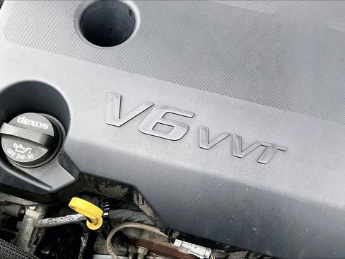 Used 2021 Chevrolet Traverse LT w/ LT Premium Package AWD/4WD image 35