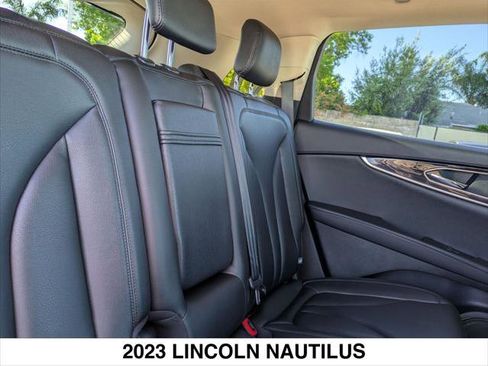 Used 2023 Lincoln Nautilus AWD w/ Premium Package image 24