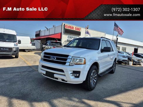 Used 2015 Ford Expedition XLT image 1