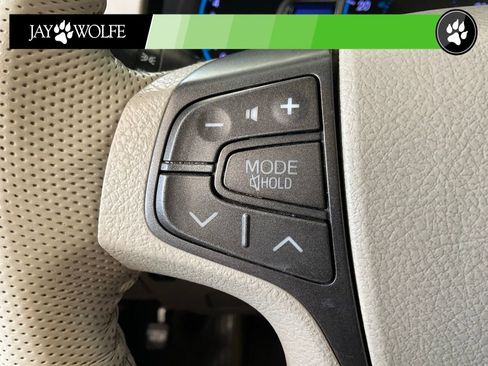 Used 2011 Toyota Sienna XLE w/ Entertainment Pkg AWD/4WD image 11