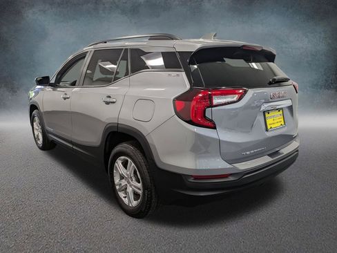 Used 2024 GMC Terrain SLE w/ Driver Convenience Package AWD/4WD image 6