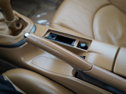 Used 2005 Porsche 911 Carrera image 54