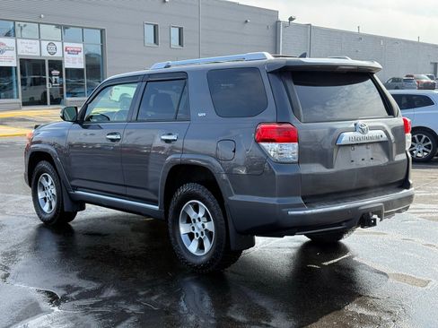 Used 2012 Toyota 4Runner SR5 w/ Premium Pkg w/3rd Row Seat image 5