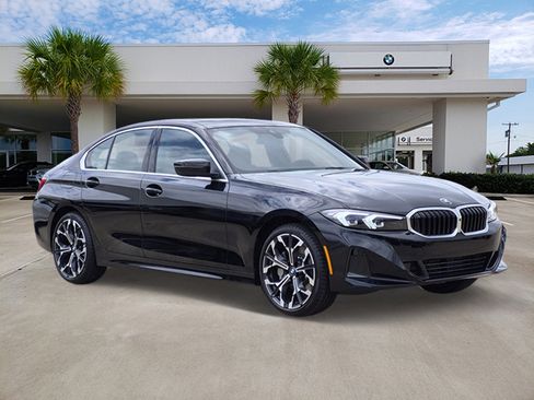 New 2026 BMW 330i xDrive Sedan w/ Convenience Package AWD/4WD image 3
