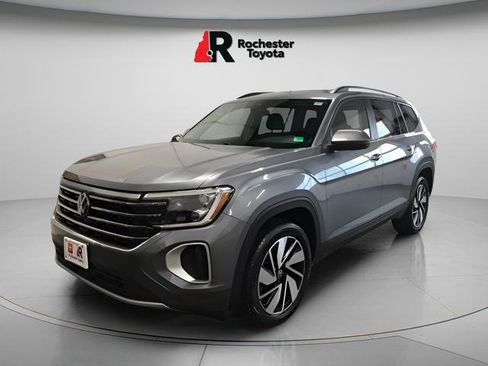 Used 2025 Volkswagen Atlas SE image 8