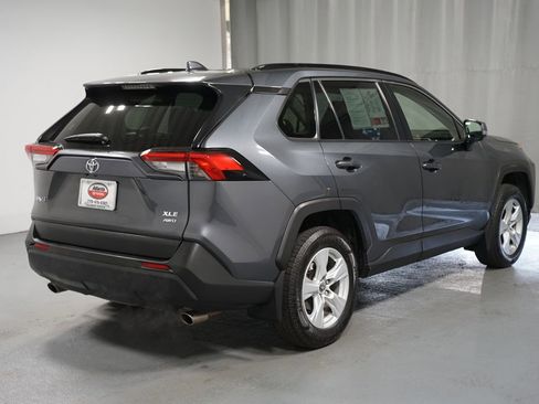 Used 2020 Toyota RAV4 XLE image 8