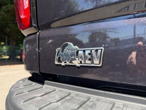 Used 2026 GMC Sierra 1500 AT4X w/ AT4X AEV Edition AWD/4WD image 32