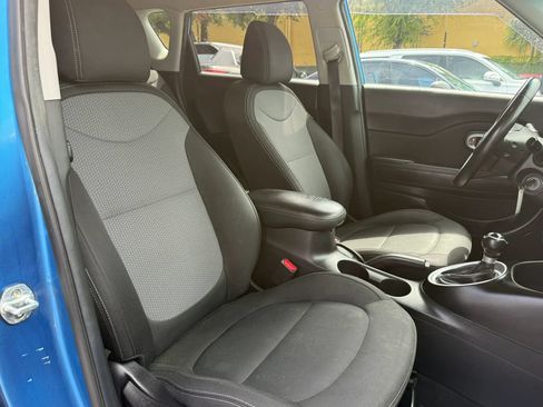 Used 2017 Kia Soul + w/ Designer's Package FWD image 14