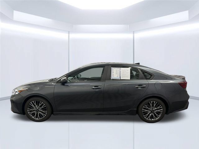 Certified 2023 Kia Forte GT-Line w/ GT-Line Premium Package FWD image 3