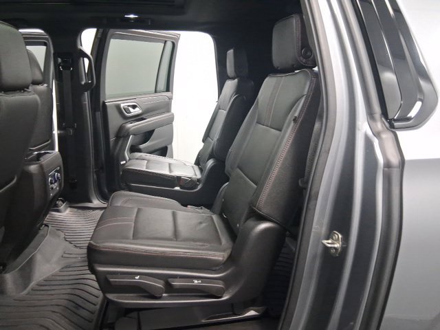 Used 2021 Chevrolet Suburban RST w/ Luxury Package AWD/4WD image 20