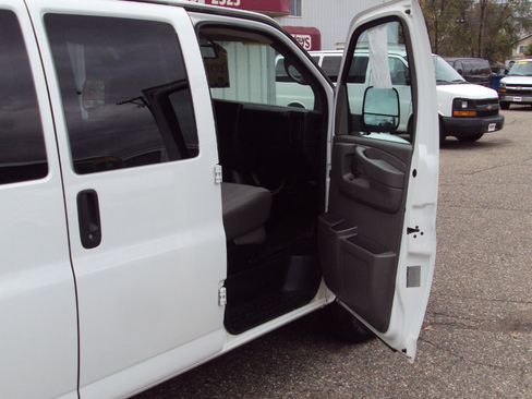 Used 2014 Chevrolet Express 1500 LT w/ LT Preferred Equipment Group image 14