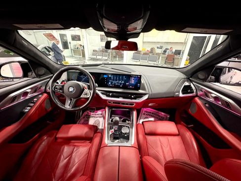 Used 2023 BMW XM image 24