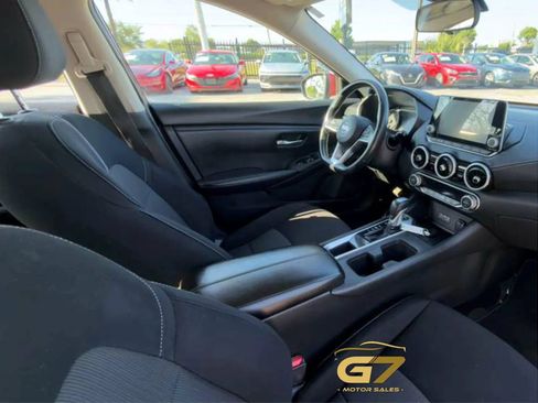 Used 2021 Nissan Sentra SV FWD image 13