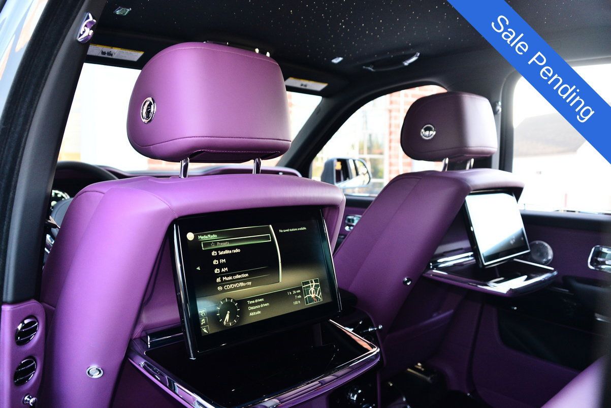 Certified 2022 Rolls-Royce Cullinan w/ Technology Package AWD/4WD image 18