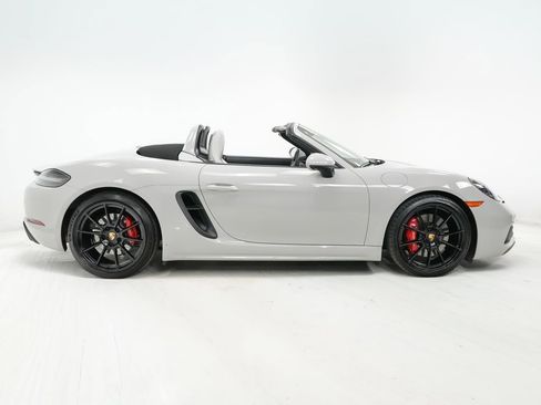 Used 2024 Porsche 718 Boxster GTS RWD image 9