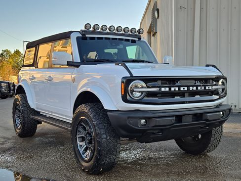 Certified 2023 Ford Bronco Outer Banks image 4
