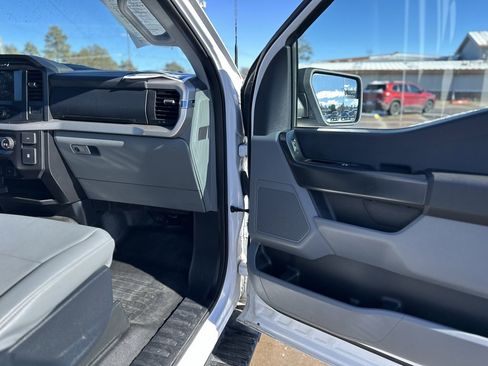 Used 2021 Ford F150 XL w/ Equipment Group 101A High image 9