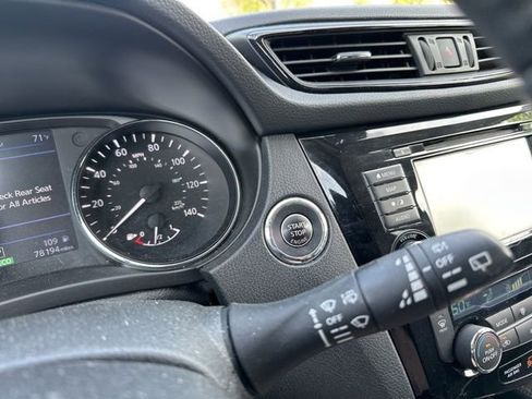 Used 2019 Nissan Rogue SL image 37