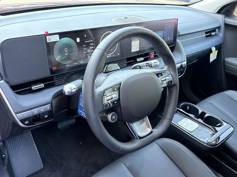 New 2026 Hyundai Ioniq 5 SEL RWD image 16