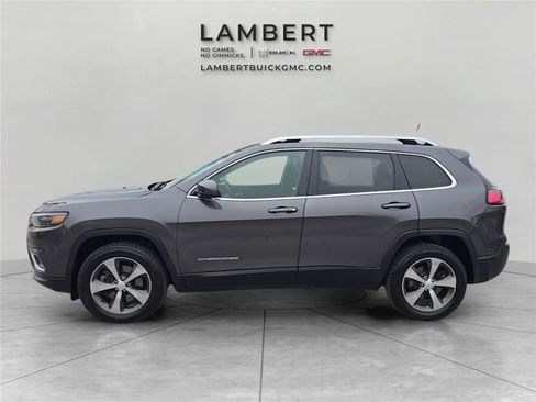Used 2019 Jeep Cherokee Limited image 2