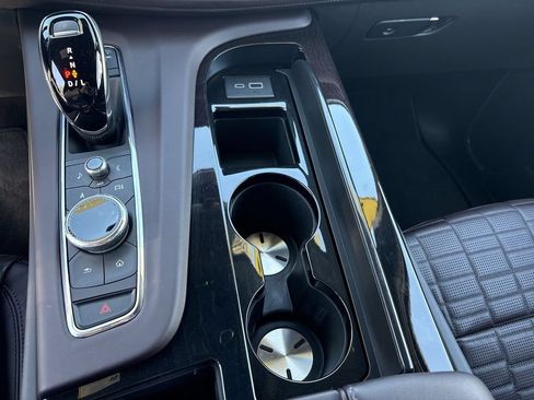 Certified 2023 Cadillac Escalade Sport Platinum AWD/4WD image 32