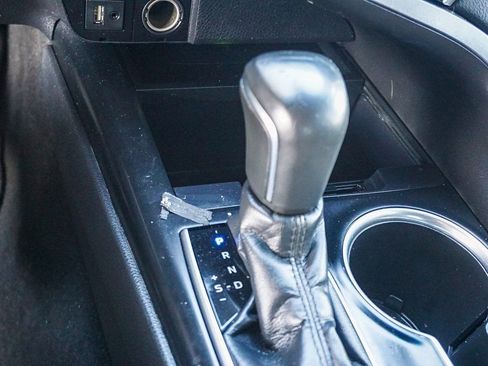 Used 2018 Toyota Camry XSE image 23