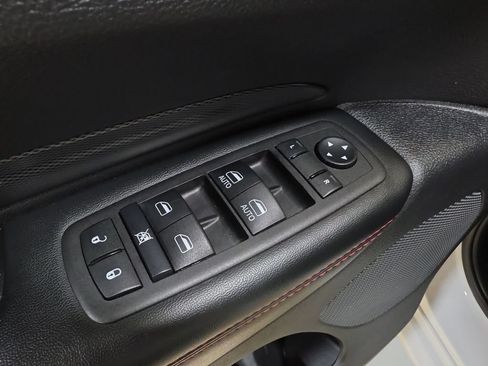 Certified 2025 Dodge Durango GT AWD/4WD image 16