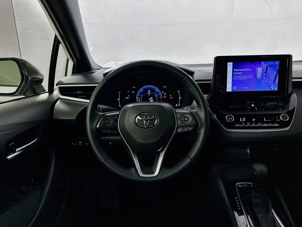 Certified 2026 Toyota Corolla SE FWD image 21